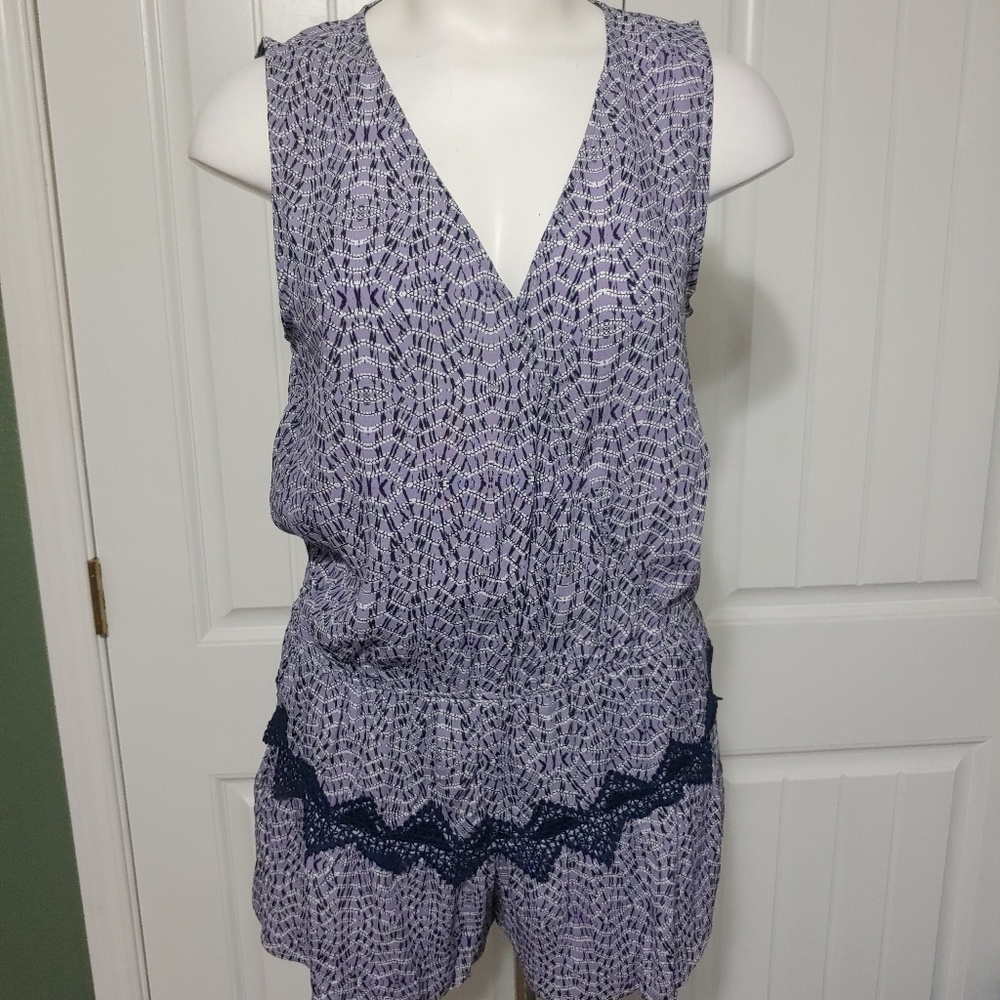 Honey Belle 

Purple Boho Crochet Romper 

Medium